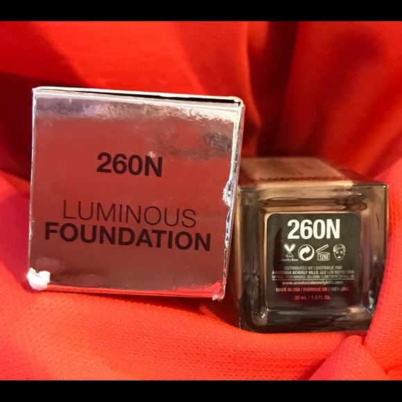 NIB Anastasia Luminous Foundation- 260N Light - Picture 4 of 8